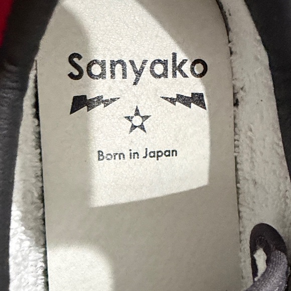 NWT Sanyako Thunderbolt Charcoal-Yellow women's sneakers. - Picture 5 of 8